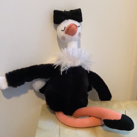 Pillowfort Ballet dancer OSTRICH Plus with bow mini New without Tags - Picture 2 of 8
